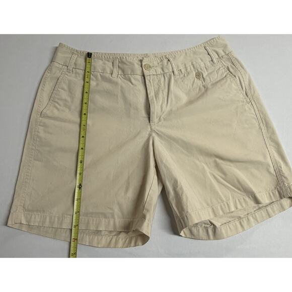 Dockers Casual Button Zip Chino Shorts Women's Size 8 Beige MID RISE - Picture 7 of 10
